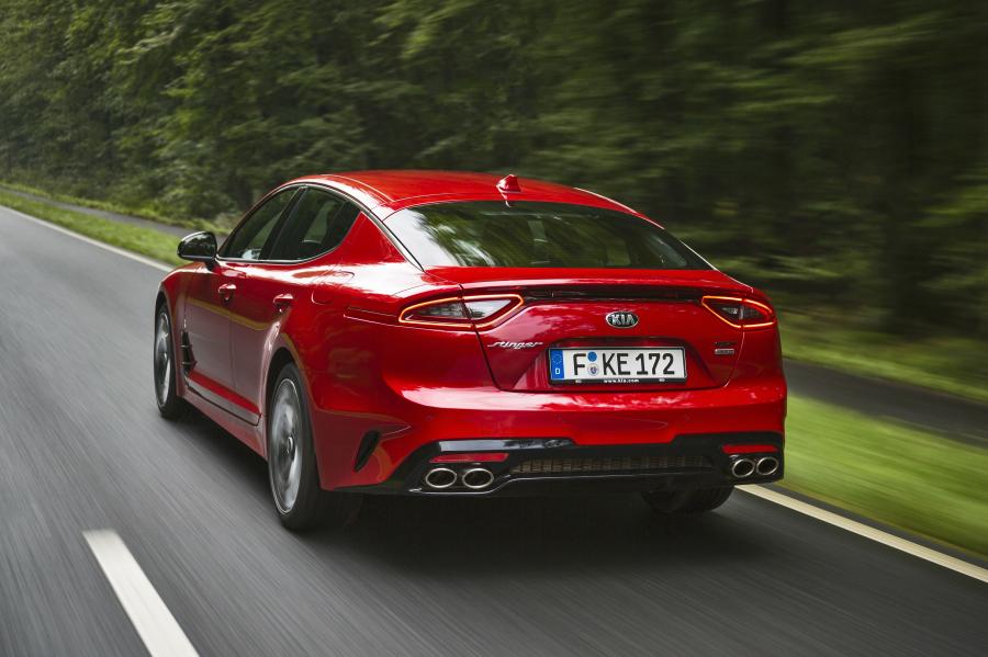  Kia Stinger GT AWD (CK) 2017 года  (WW) (фото 6 из 40)
